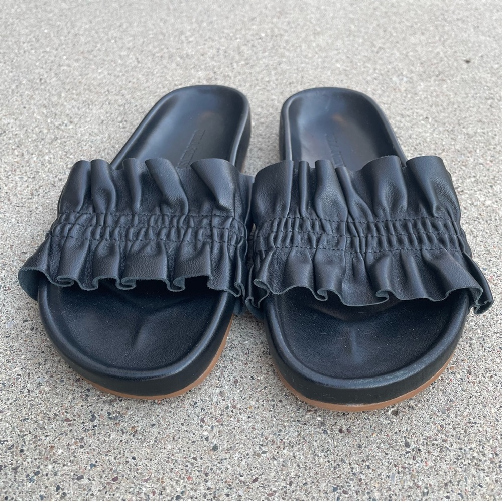 💙Ulla Johnson Rex Ruffle Black Leather Sandal - Picture 6 of 6